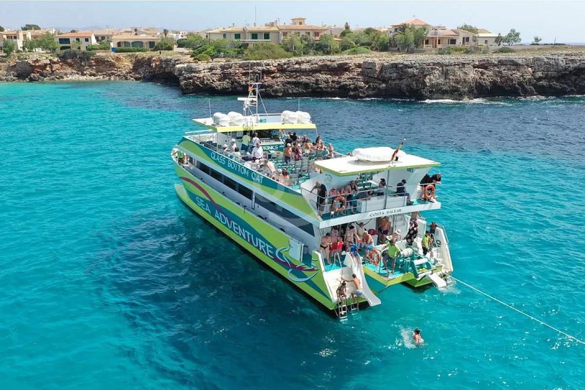 glass-bottom boat from Porto Cristo