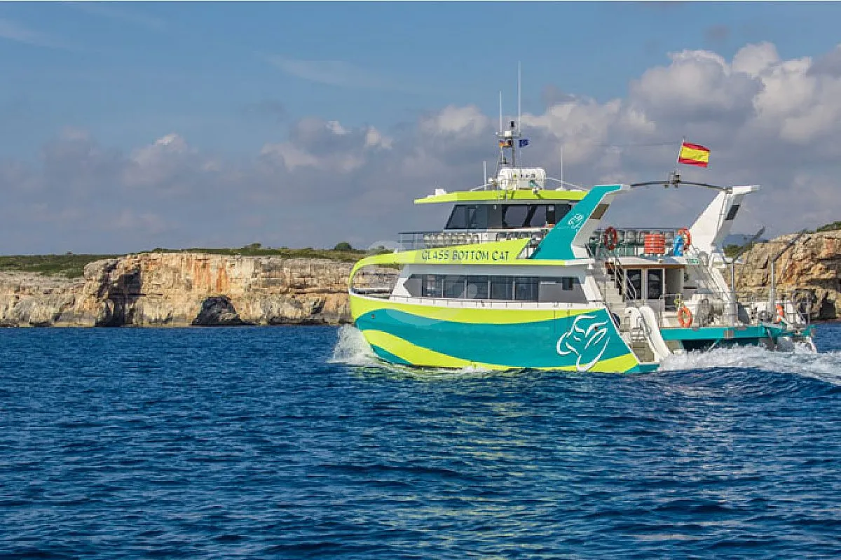 glass-bottom boat from Porto Cristo