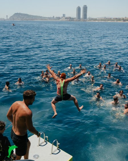 Sunday Swim Boat Party Barcelona